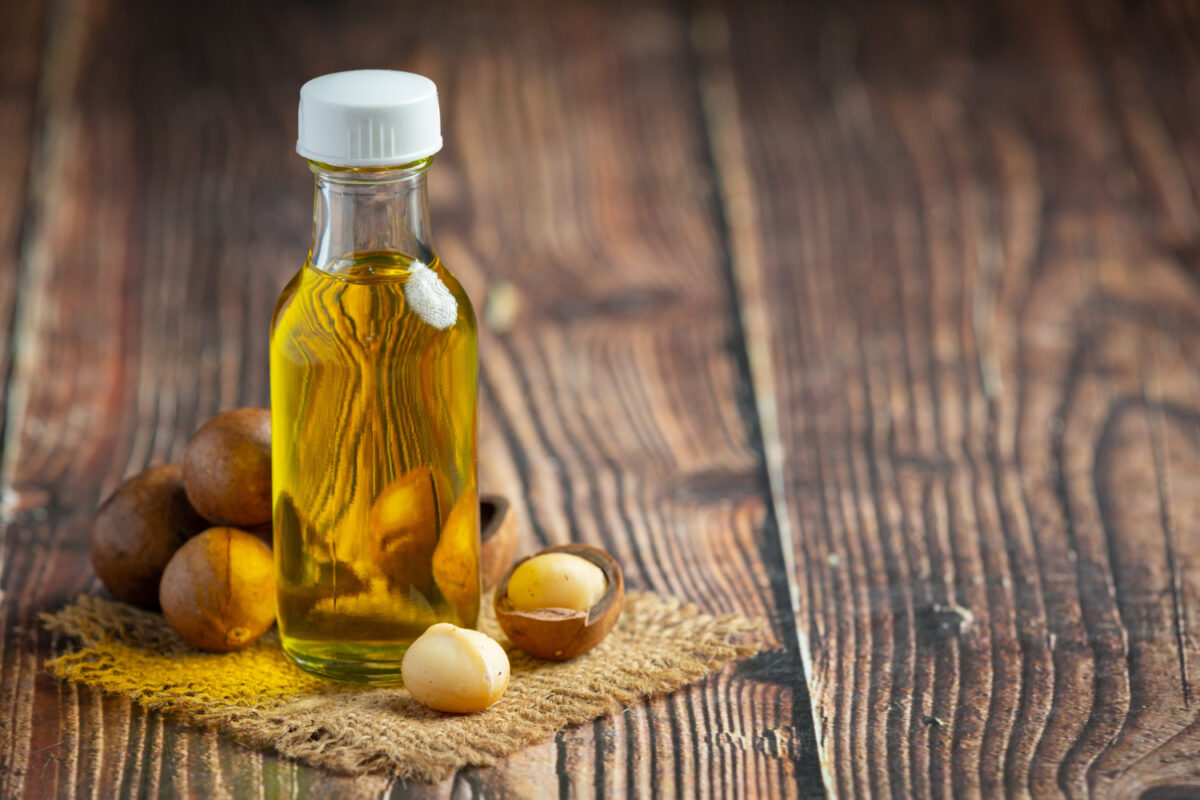 jojoba oil for oily skincare 